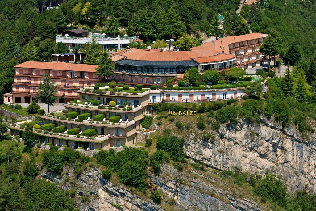 Hotel Le Balze - Aktiv & Wellness Tremosine 외부 사진